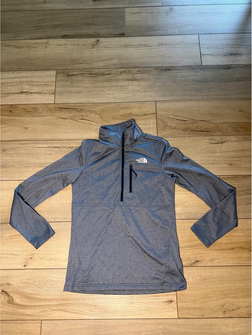 The North Face Women’s Small Gray Quarter Zip Pullover Fleece Performance Top